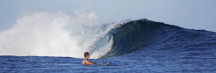 surfing_maldives
